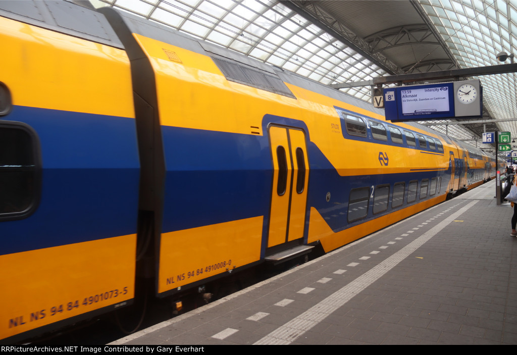 NS VIRM #8637 - Nederlandse Spoorwegen 